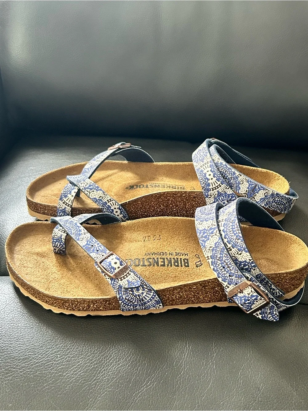 Yara Birkenstocks Rare Blue Print Size 40 - Picture 2 of 13